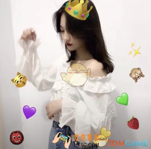 抖音贴纸左右摇摆的视频特效怎么拍的_贴纸左右摇摆的视频特效方法教程