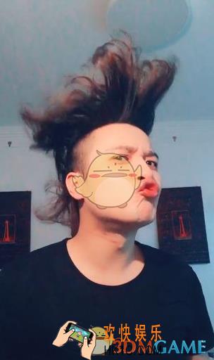 抖音万物生吹头发小哥是谁_抖音吹头发的小哥原视频BGM分享