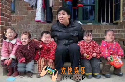 抖音张学友全家福是什么_张学友全家福图片分享
